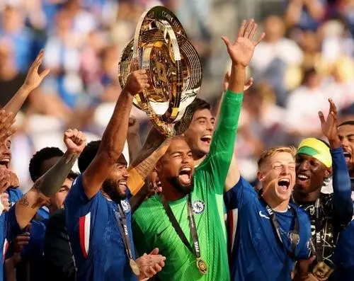 月与国际足, 是可以协商 月与国际足, 是可以协商