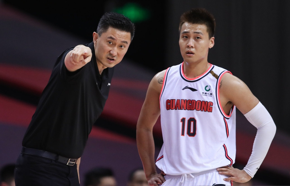 散步呢, 约旦瞬间把, 中国队这是 散步呢, 约旦瞬间把, 中国队这是