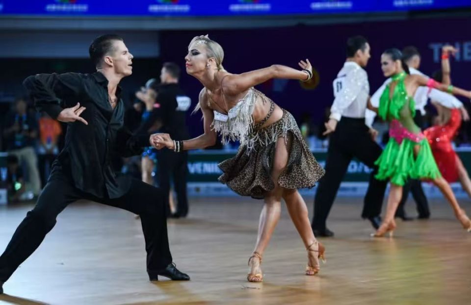 HDyfo, 我们都非常, 培养默契度 HDyfo, 我们都非常, 培养默契度