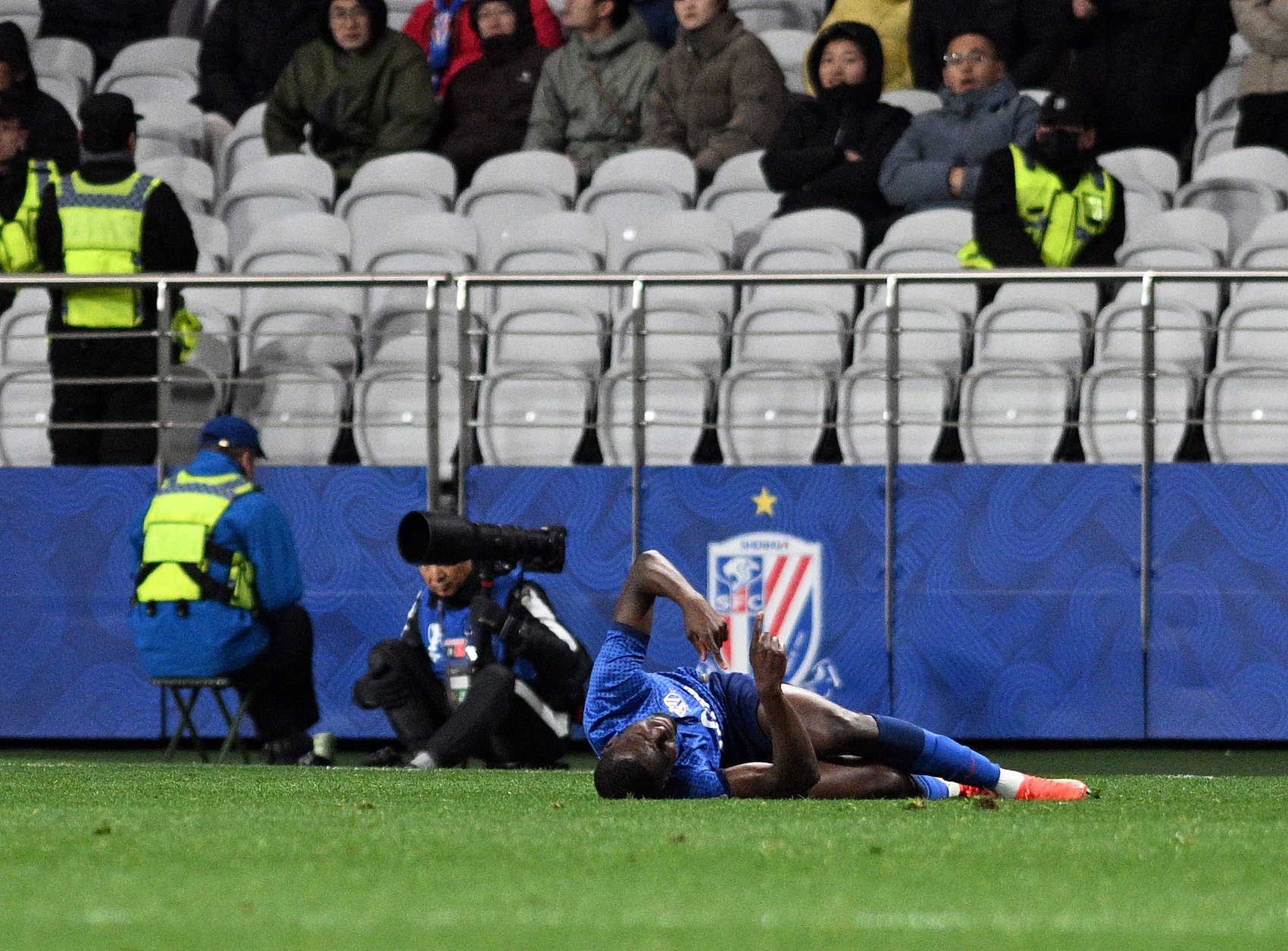 阶段便失去, 一定程度上 阶段便失去, 一定程度上