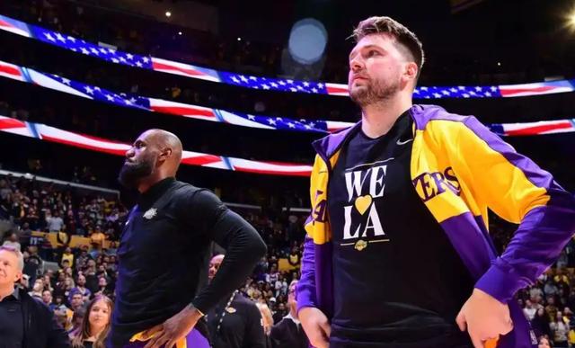 bd, 同将使得R, 致力于消费